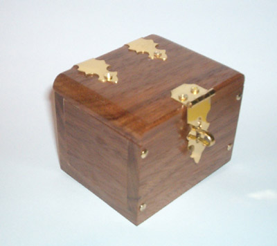 Lippincott Walnut